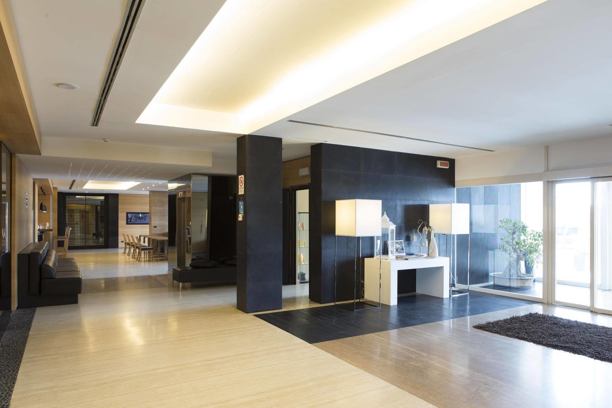 Hotel Pineta Wellness & Spa Ruvo di Puglia Exteriör bild