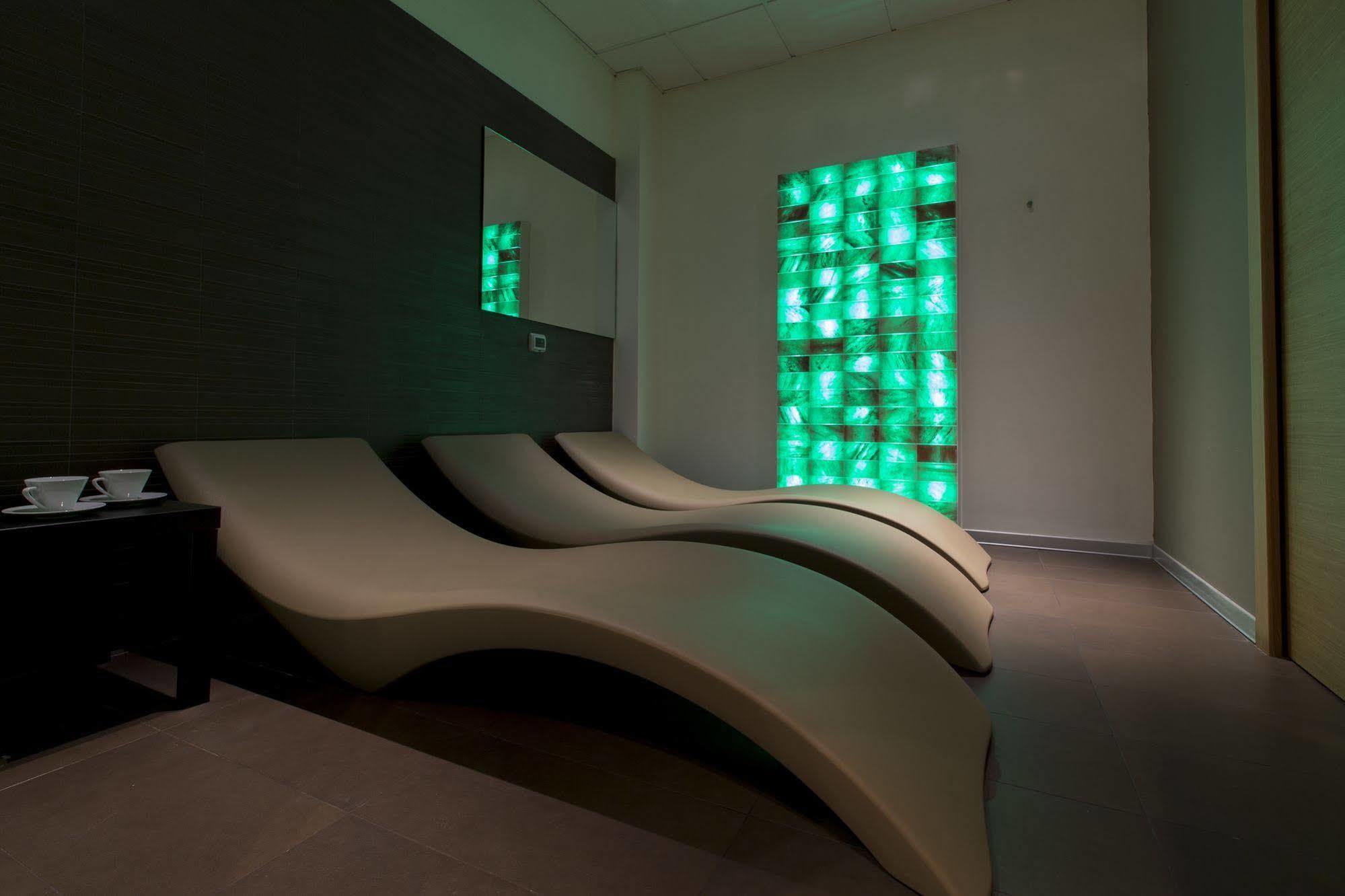 Hotel Pineta Wellness & Spa Ruvo di Puglia Exteriör bild
